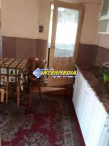 3-camere-decomandat-etaj-intermediar-3